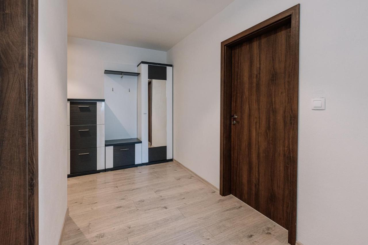 Skau 2 Old Town Family & Business Apartment 2 Floor Free Parking บราติสลาวา ภายนอก รูปภาพ